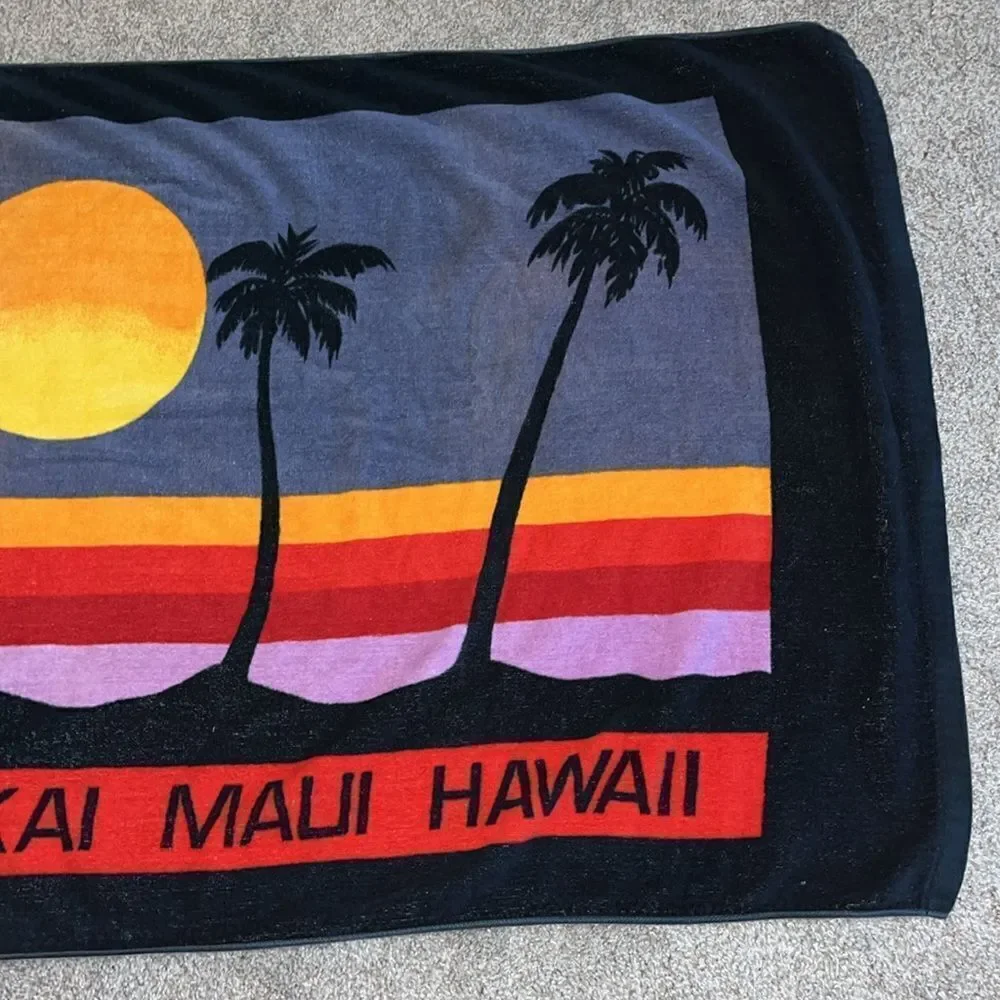 Vintage sun set retro rainbow stripe Palm trees aloha Hawaii Islands Beach Towel